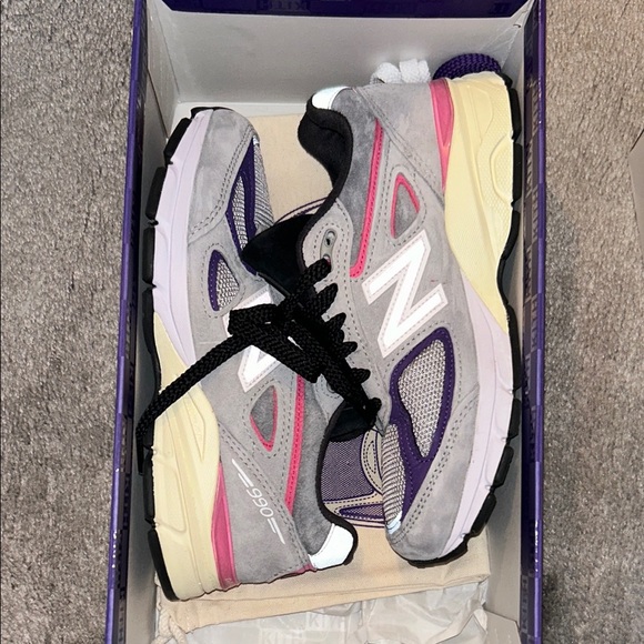 New Balance x KITH 990 Sneakers in Gray and Pink